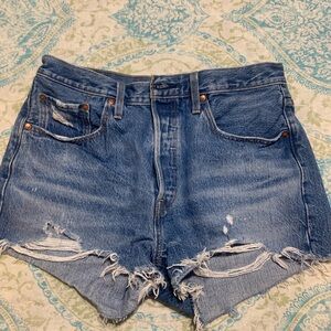Levi high waisted shorts.